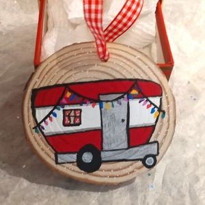 RUSTIC HANDPAINTED WOODSLICE CHRISTMAS ORNAMENT-CAMPER
